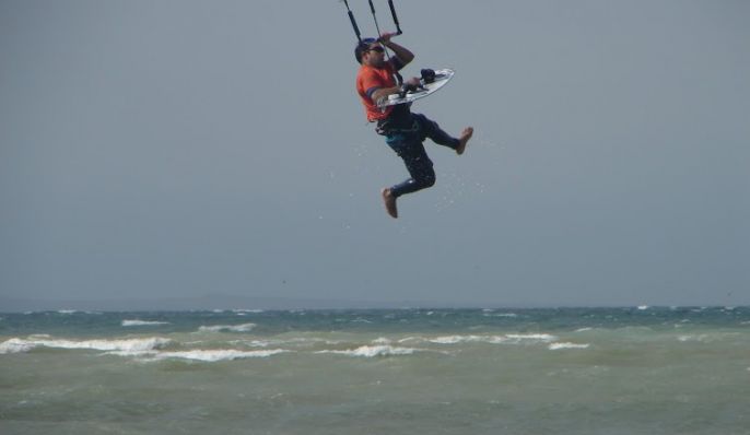 Escuela de kite de Cultura Extrema, Kitesurf en Chascomús