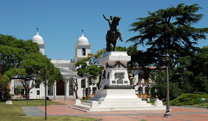 Plaza Independencia, Lugar en Chascomús