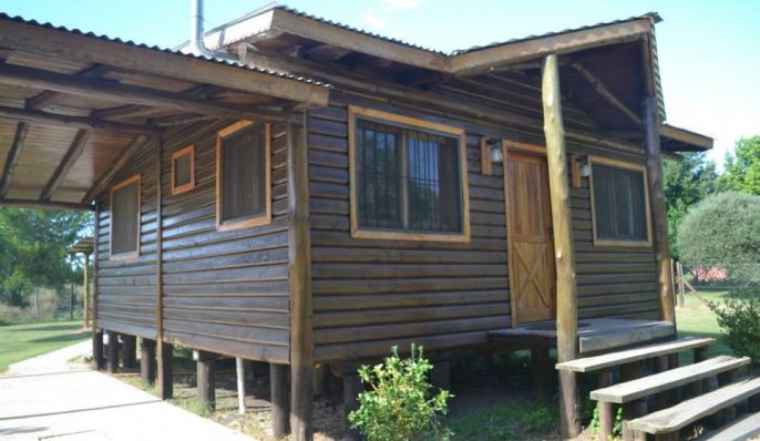 Cacique Catriel, Cabaña en Chascomús